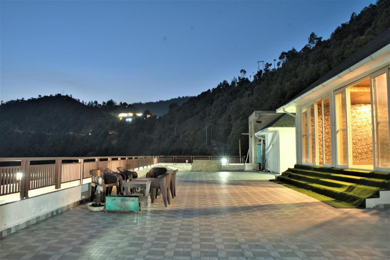 Hotel Tavisha Kanatal Hills Chamba Esterno foto